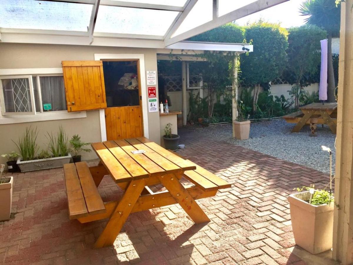Jembjo'S Knysna Lodge & Backpackers Экстерьер фото