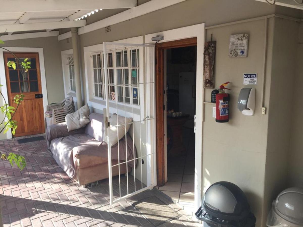 Jembjo'S Knysna Lodge & Backpackers Экстерьер фото