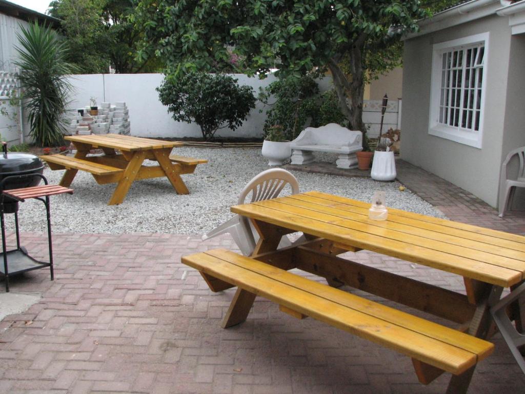 Jembjo'S Knysna Lodge & Backpackers Экстерьер фото