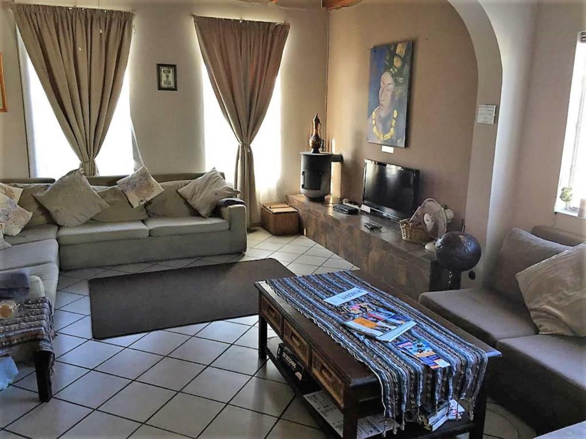 Jembjo'S Knysna Lodge & Backpackers Экстерьер фото