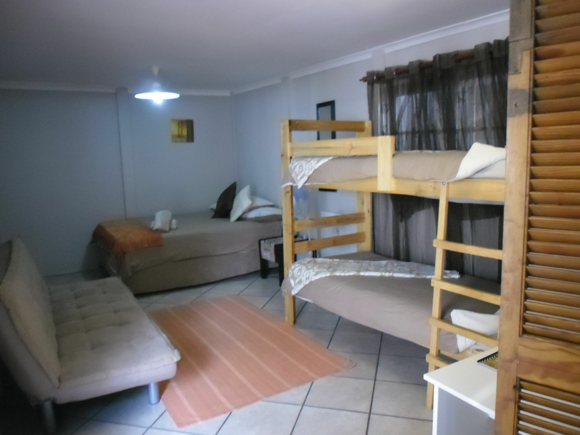 Jembjo'S Knysna Lodge & Backpackers Экстерьер фото