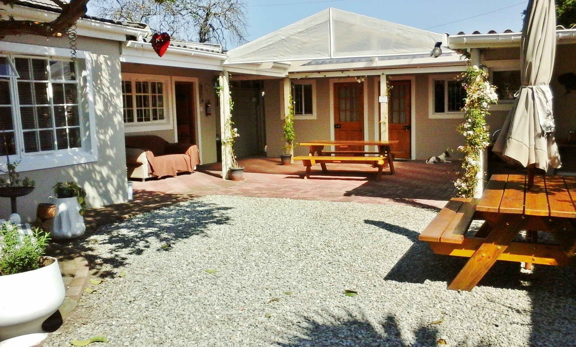 Jembjo'S Knysna Lodge & Backpackers Экстерьер фото