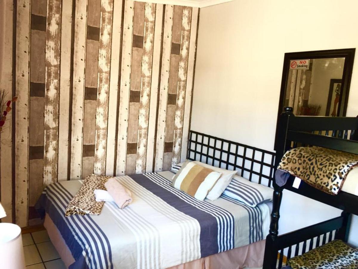Jembjo'S Knysna Lodge & Backpackers Экстерьер фото