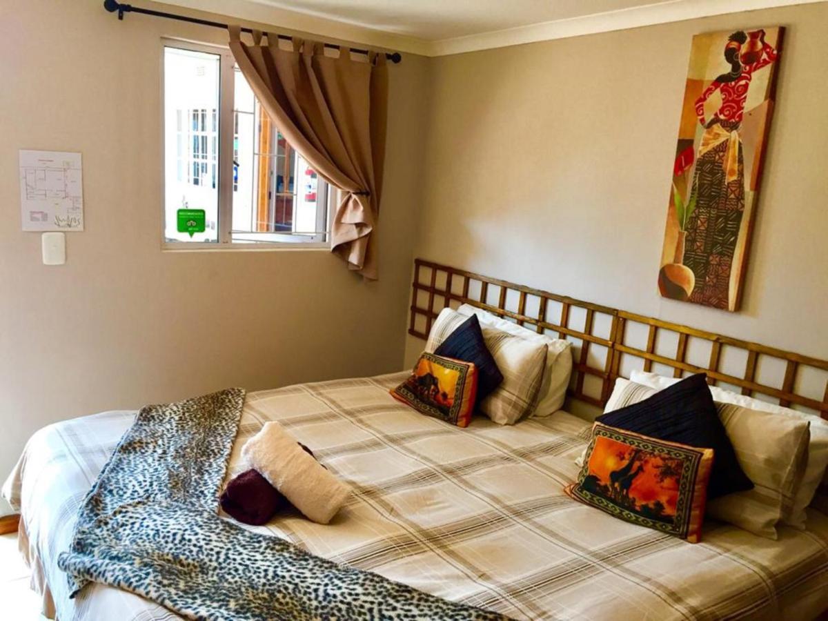 Jembjo'S Knysna Lodge & Backpackers Экстерьер фото